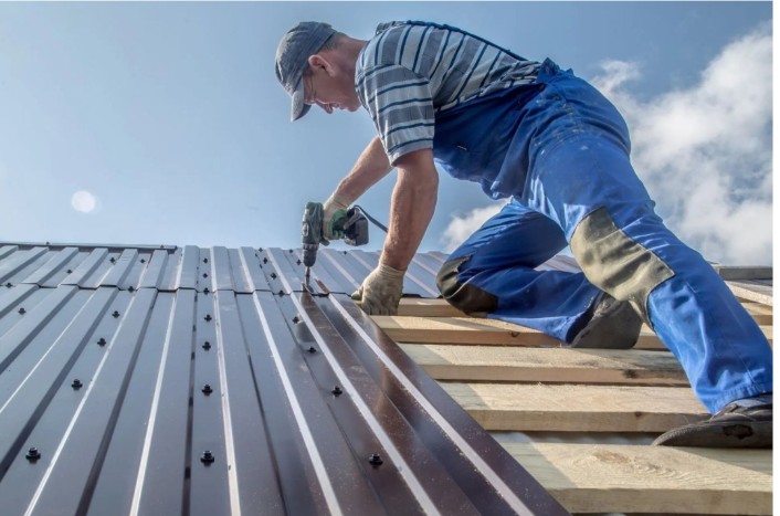 How to Measure a Roof for Metal Roofing: A Comprehensive Guide